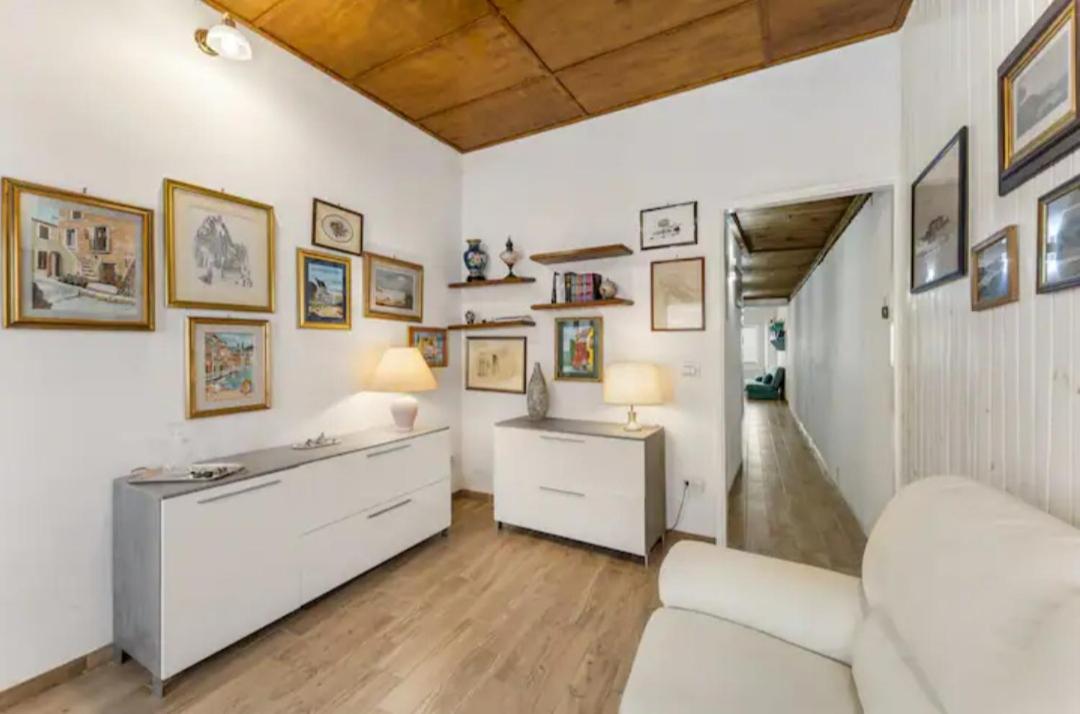 Вилла Casa Cattedrale Иглесиас Экстерьер фото